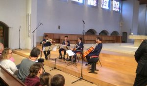 Les premières notes du violon construit à Quatuor à l'Ouest
