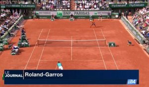 Roland Garros: Wawrinka monte en quarts aux dépens de Monfils