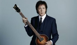 Paul McCartney Accidentally Punched Eddie Vedder in the Face | Billboard News