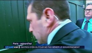 François Bayrou s'en va pour ne pas gêner le gouvernement