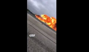 Atterrissage d'urgence d'un avion sur une autoroute aux USA - Orange County !