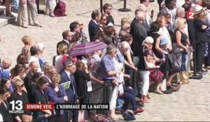 Aux Invalides, la France rend hommage à Simone Veil