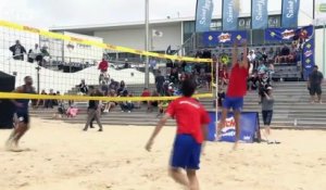 Volley – Ngapeth et l’équipe de France s’adonnent au Beach Volley