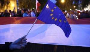 La manifestants polonais veulent un "troisième veto"