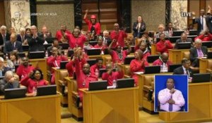 La motion de défiance contre Zuma rejetée par le Parlement