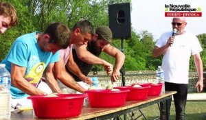 VIDEO. Saint-Martin-La-Pallu. Concours du plus gros mangeur de melon