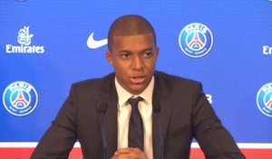 FOOTBALL: Ligue 1: PSG - Mbappé: "C'était important pour moi de revenir à Paris"