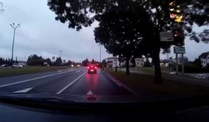 Drame évité de peu quand deux voitures se percutent sur un passage piétons !