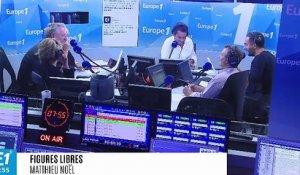 Macron "victime du syndrome du touriste français à l'étranger"