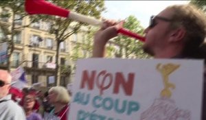 Nazis : Christophe Castaner dénonce "une faute politique" et "morale" de Jean-Luc Mélenchon