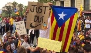 Barcelone: manifestations contre la violence policière