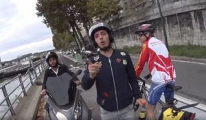 Road Rage entre des cyclistes et des scooteristes (Paris)