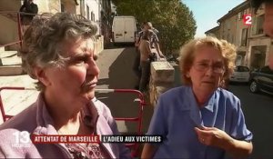 Attaque au couteau à Marseille : la mère d'une des victimes délivre un "message d'amour et de paix" lors des obsèques
