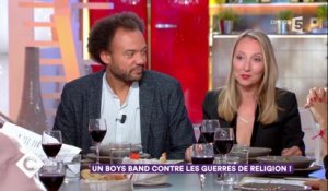 Audrey Lamy et Fabrice Éboué au dîner - C à Vous - 09/10/2017