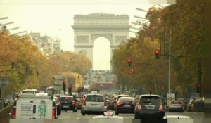 La fin des voitures à essence à Paris en 2030 ?