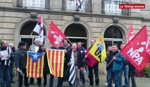 Catalogne. Une trentaine de personnes  manifestent à Carhaix