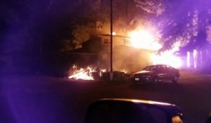 Cet américain filme sa maison détruite par les flammes a Santa Rossa - Californie