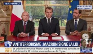 Emmanuel Macron signe en direct depuis son bureau de l'Élysée la loi antiterroriste