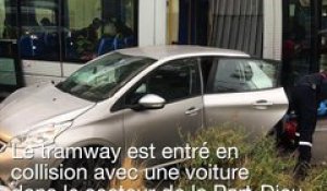 Spectaculaire accident de tramway à Lyon