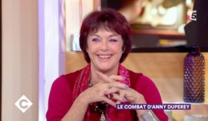 Le combat d'Anny Duperey - C à Vous - 17/11/2017