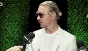 Diplo Teases His Performance Backstage at the 2017 Latin Grammys