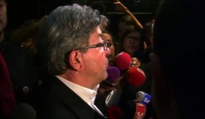 Jean-Luc Mélenchon s'exprime devant les journalites après les résultats