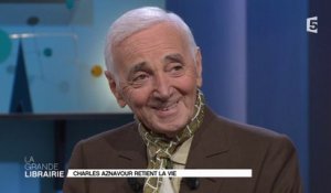 « Retiens la vie » : Charles Aznavour dévoile ses souvenirs d’artiste et d’homme