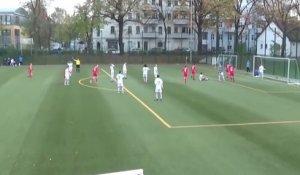 Cette équipe de foot U16 marque un coup franc incroyable