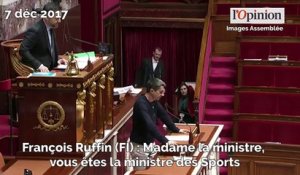 François Ruffin met un maillot de foot à l’Assemblée et se fait rappeler à l’ordre