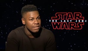 L'équipe de Star Wars : Les derniers Jedi sur le pied de guerre - Interview cinéma de Daisy Ridley, John Boyega, Laura Dern, Oscar Isaac, Andy Serkis, Domhnall Gleeson, Mark Hamill