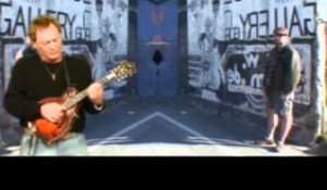 Hayseed Dixie - Holidays In The Sun