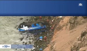 Pérou : Les impressionnantes images d'un bus qui a chuté d'une falaise maudite - Regardez