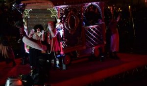 Venise: spectacle aquatique pour le coup d'envoi du Carnaval