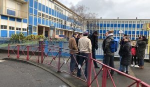 Mobilisation contre la fermeture du collège Ronceray