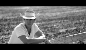 Jon Pardi - She Ain't In It