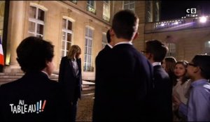 Emmanuel Macron tient parole et fait visiter l'Elysée aux enfants de "Au tableau" sur C8 - Regardez