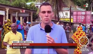 Mayotte : les blocages continuent