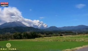 Japon : les images impressionnantes de l'éruption d'un volcan (vidéo)