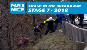 Chute à l'avant / Crash in the breakaway - Étape 7 / Stage 7 - Paris-Nice 2018