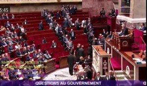 Regardez l'incident à l’Assemblée: les députés de l’opposition quittent l’hémicycle