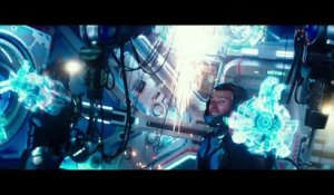 Pacific Rim Uprising _ Extrait 3 _Gipsy Avenger vs Obsidian Fury_ VF [Au cinéma le 21 Mars] [720p]