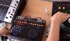 DJmag - James Zabiela DJ Tricks -  04