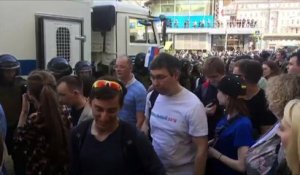 Russie: Navalny et ses partisans interpellés