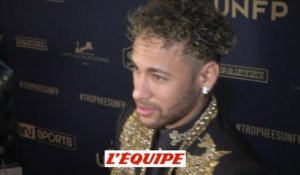 Neymar «Je ne veux pas parler de transfert» - Foot - Trophée UNFP