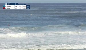 Adrénaline - Surf : Jeremy Flores with an 8.33 Wave vs. J.Mendes