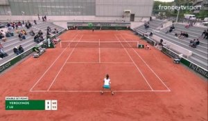 Roland-Garros : La française Margot Yerolymos remporte le premier set face à la chinoise Jia-Jing Lu