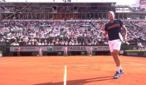 Roland-Garros 2018 : Benneteau s'offre un point de folie !