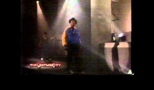 *OLD SCHOOL* - Run-DMC 'Run's House' live performance - Westwood