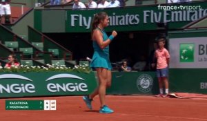 Roland-Garros 2018 : Quel passing de Kasatkina sur Wozniaki !