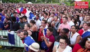VIDEO. Poitiers : 8000 supporters à Blossac pour soutenir les Bleus